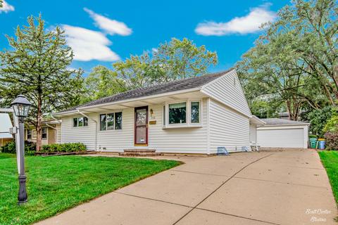 112 Saint Armand Ln, Wheeling, IL 60090 photo 2