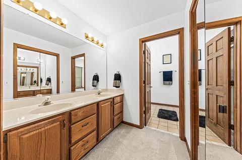 133 Danada Dr, Wheaton, IL 60189 photo 17