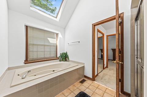 133 Danada Dr, Wheaton, IL 60189 photo 18