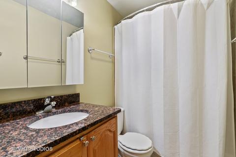 1285 E Washington St #2, Des Plaines, IL 60016 photo 7