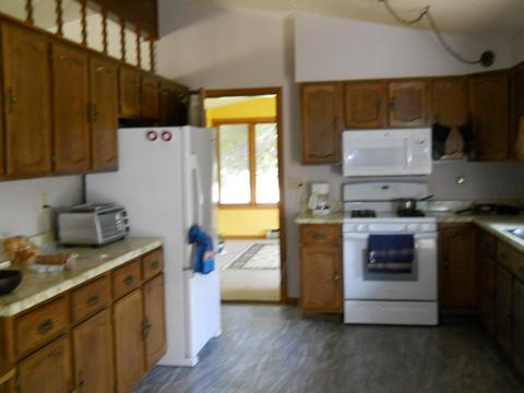 13554 Treva Dr, Morrison, IL 61270 photo 4