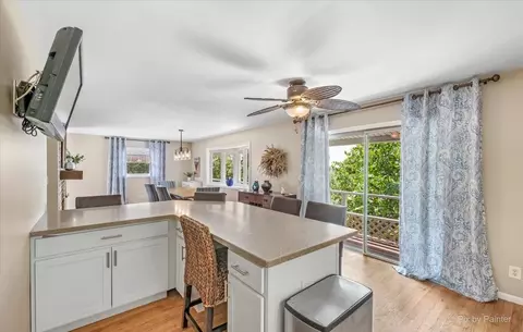 400 Castle Rd, Mchenry, IL 60051 photo 8