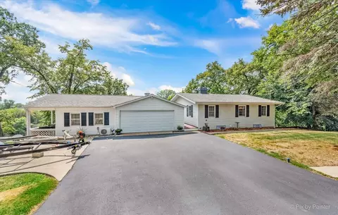 400 Castle Rd, Mchenry, IL 60051 photo 36