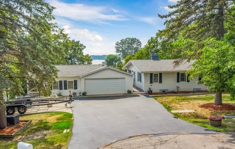 400 Castle Rd, Mchenry, IL 60051 photo 37