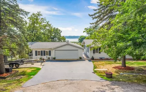 400 Castle Rd, Mchenry, IL 60051 photo 54