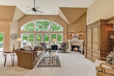 8253 Greystone Ct, Burr Ridge, IL 60527 photo 26