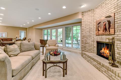 8253 Greystone Ct, Burr Ridge, IL 60527 photo 44