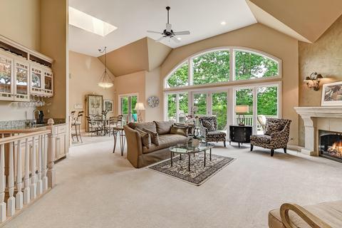 8253 Greystone Ct, Burr Ridge, IL 60527 photo 27