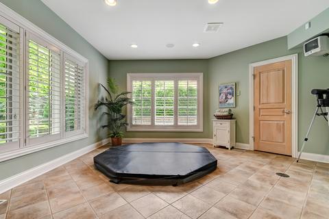 8253 Greystone Ct, Burr Ridge, IL 60527 photo 46