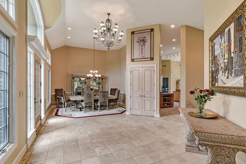 8253 Greystone Ct, Burr Ridge, IL 60527 photo 9