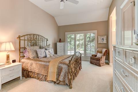 8253 Greystone Ct, Burr Ridge, IL 60527 photo 39