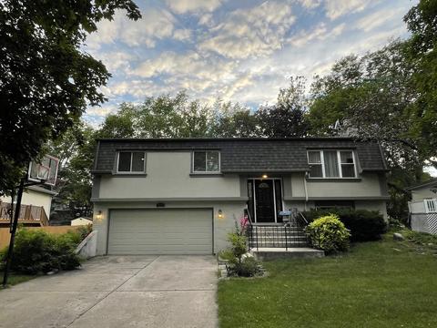 2248 Kingston Dr, Wheaton, IL 60189 photo 1