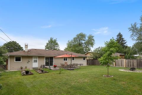 553 Pinecroft Dr, Roselle, IL 60172 photo 21