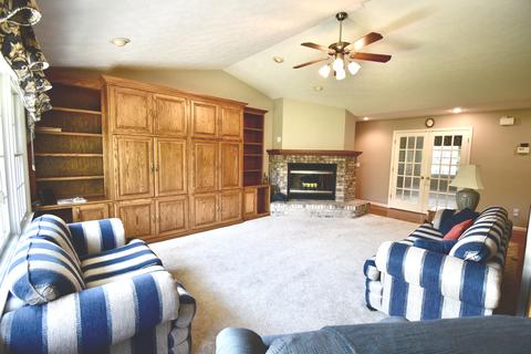 1603 Ensign Dr, Normal, IL 61761 photo 10