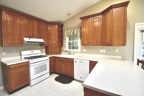 1603 Ensign Dr, Normal, IL 61761 photo 16