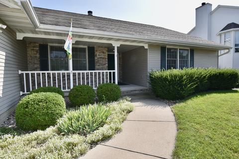 1603 Ensign Dr, Normal, IL 61761 photo 2