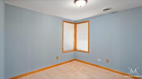 347 Eastern Ave, Aurora, IL 60505 photo 8