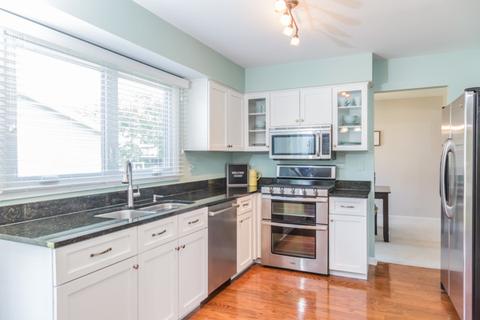 381 Tanoak Ct, Bartlett, IL 60103 photo 7