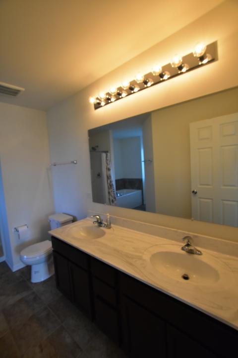 574 Lavender Ct, Aurora, IL 60505 photo 30