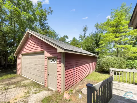 1500 Eagle Rd, Elgin, IL 60123 photo 4