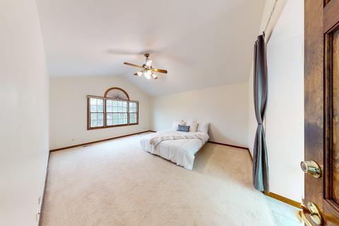 100 Picardy Ln, Wheeling, IL 60090 photo 19