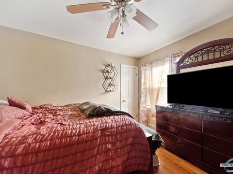 10951 S Eberhart Ave, Chicago, IL 60628 photo 11