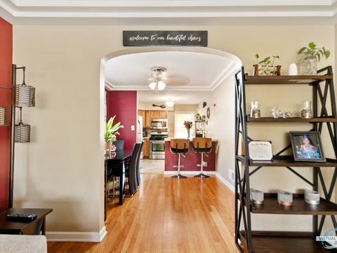 10951 S Eberhart Ave, Chicago, IL 60628 photo 6