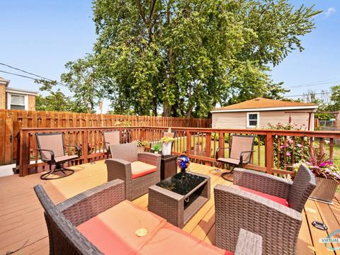 10951 S Eberhart Ave, Chicago, IL 60628 photo 18