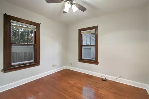 623 Congdon Ave, Elgin, IL 60120 photo 9