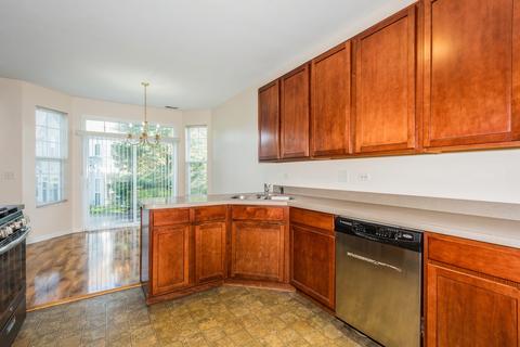 1484 Millbrook Dr, Algonquin, IL 60102 photo 6