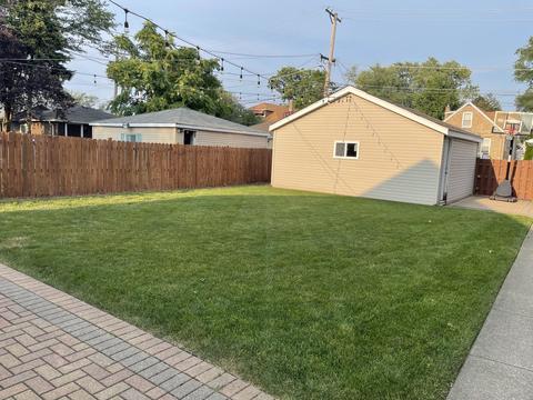 3739 Maple Ave, Berwyn, IL 60402 photo 16