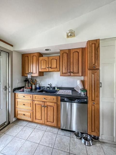 1348 Robert Dr, Freeport, IL 61032 photo 27