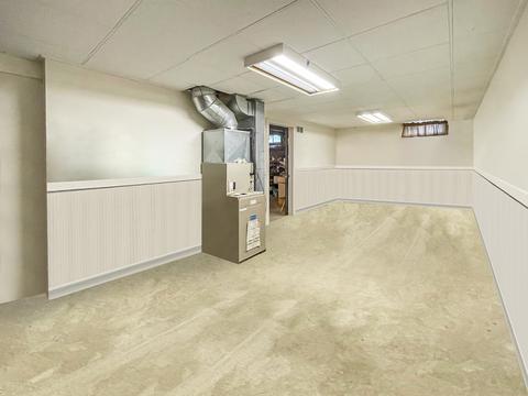 1348 Robert Dr, Freeport, IL 61032 photo 15