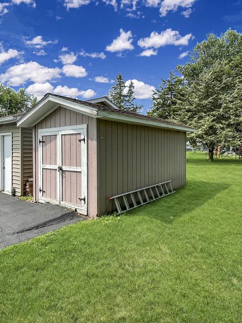1348 Robert Dr, Freeport, IL 61032 photo 31