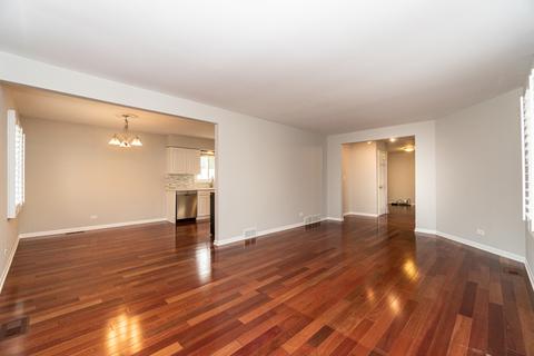 1805 E Maya Ln, Mount Prospect, IL 60056 photo 8