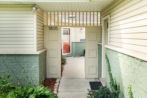1805 E Maya Ln, Mount Prospect, IL 60056 photo 3