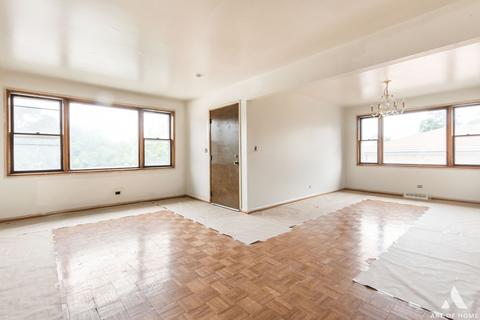 851 S Addison Rd, Addison, IL 60101 photo 7