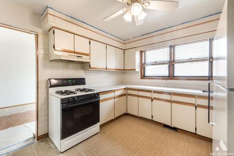 851 S Addison Rd, Addison, IL 60101 photo 6
