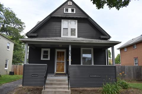 606 Walnut Ave, Elgin, IL 60123 photo 1
