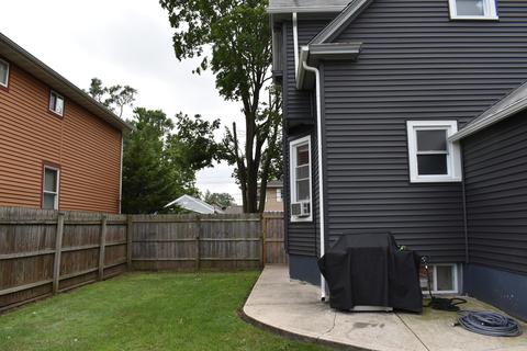 606 Walnut Ave, Elgin, IL 60123 photo 22