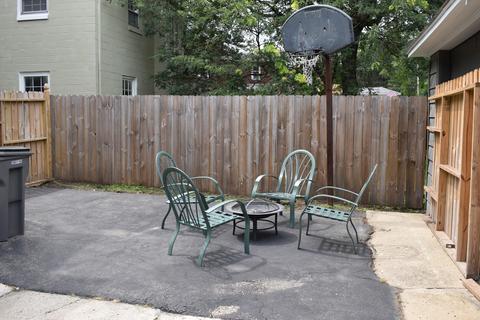 606 Walnut Ave, Elgin, IL 60123 photo 19