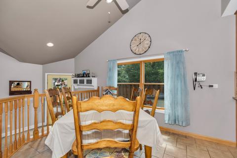 231 N Elroy Ave, Bartlett, IL 60103 photo 8