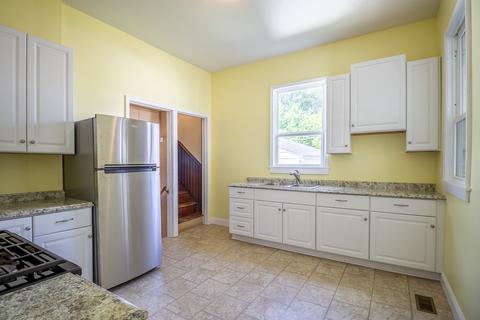 608 E Washington St, Bloomington, IL 61701 photo 18