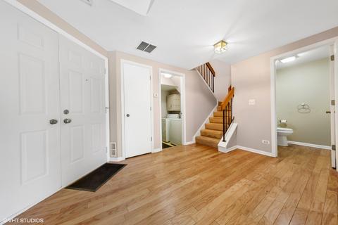 1735 Boulder Dr, Darien, IL 60561 photo 3