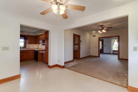 6210 Springfield Rd, Delavan, IL 61734 photo 11