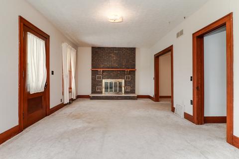 6210 Springfield Rd, Delavan, IL 61734 photo 4