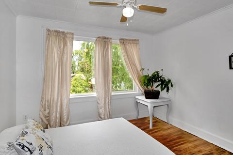 607 E 11th St, Lockport, IL 60441 photo 13