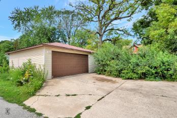 607 E 11th St, Lockport, IL 60441 photo 23