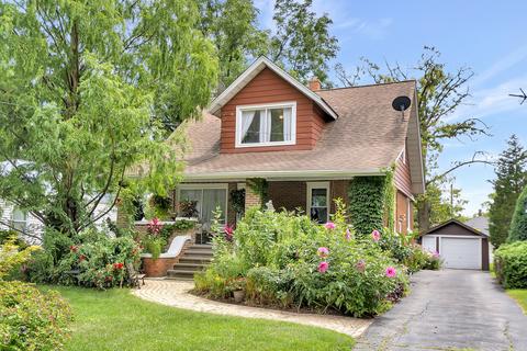 607 E 11th St, Lockport, IL 60441 photo 1