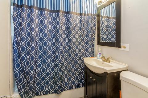 9631 S Wallace St, Chicago, IL 60628 photo 14